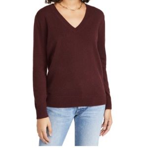 Vince Weekend V-neck Cashmere Sweater In Black Plum